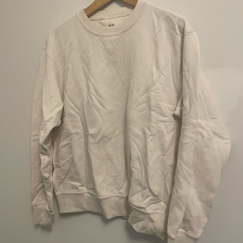Uniqlo Men's Off-White Crewneck Sweater